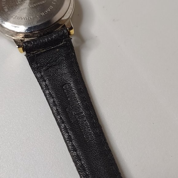 USBC Leather Band Watch - Picture 13 of 14